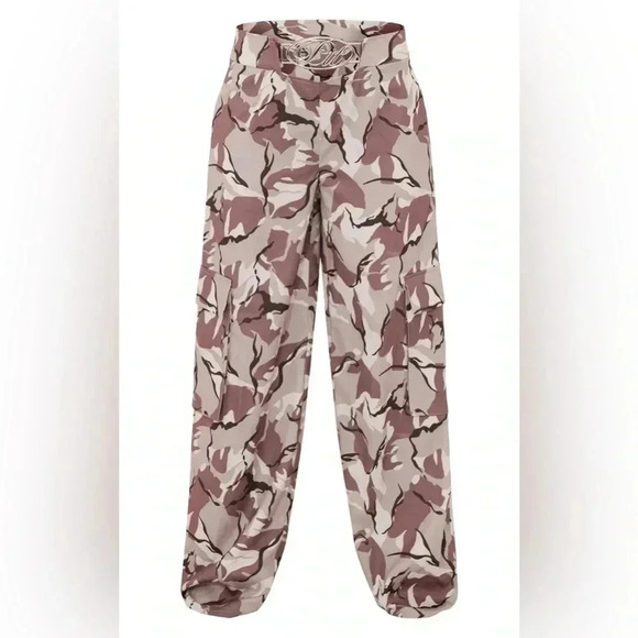 NWT PRETTYLITTLETHING Grey Camo Metal Trim Cargo Pants Sz 10 - Picture 5 of 13